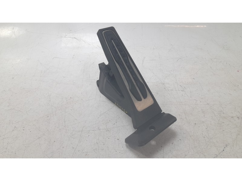Recambio de potenciometro pedal para bmw 1 (f40) 118 d referencia OEM IAM 35426871053  