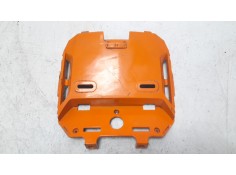 Recambio de moldura para lambretta v200 special flex special flex referencia OEM IAM 83660XK10000  