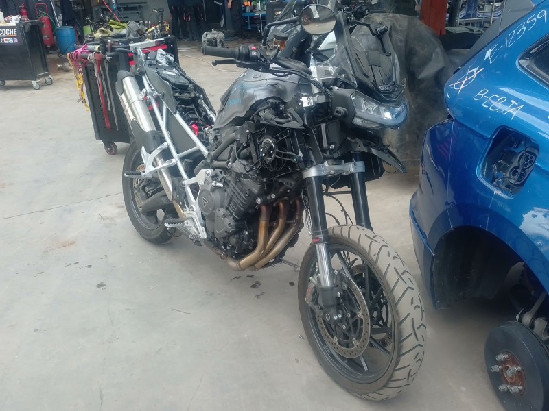 triumph tiger del año 2025
