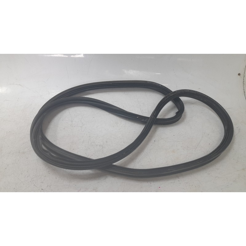 Recambio de gomas contorno puerta para mercedes-benz eqb (x243) eqb 250+ (243.602) referencia OEM IAM A2477403500  