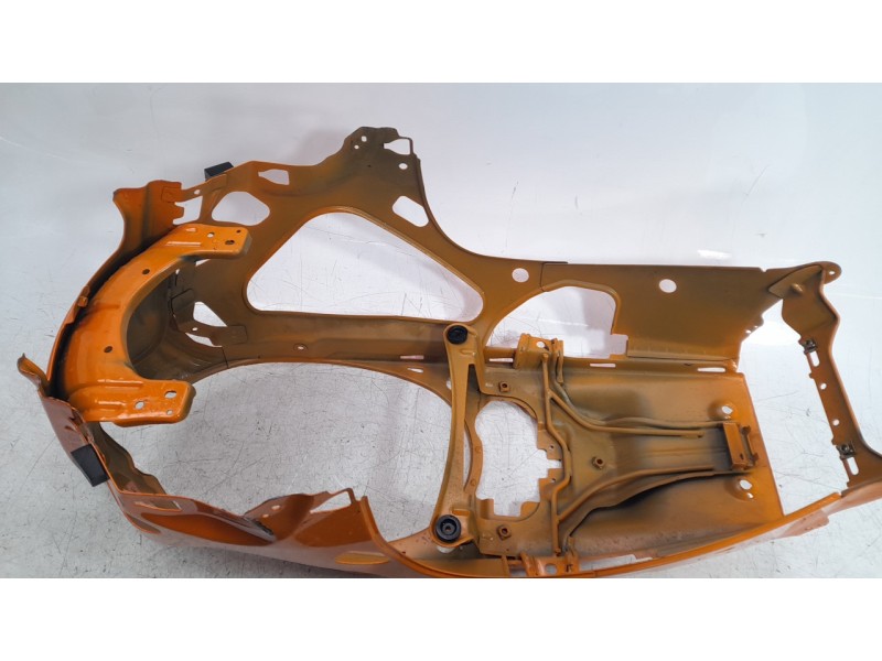 Recambio de subchasis trasero para lambretta v200 special flex special flex referencia OEM IAM 64305N14000  