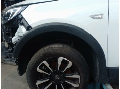 ALETIN DELANTERO IZQUIERDO YQ009412XT 