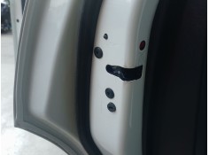 CERRADURA PUERTA TRASERA IZQUIERDA 