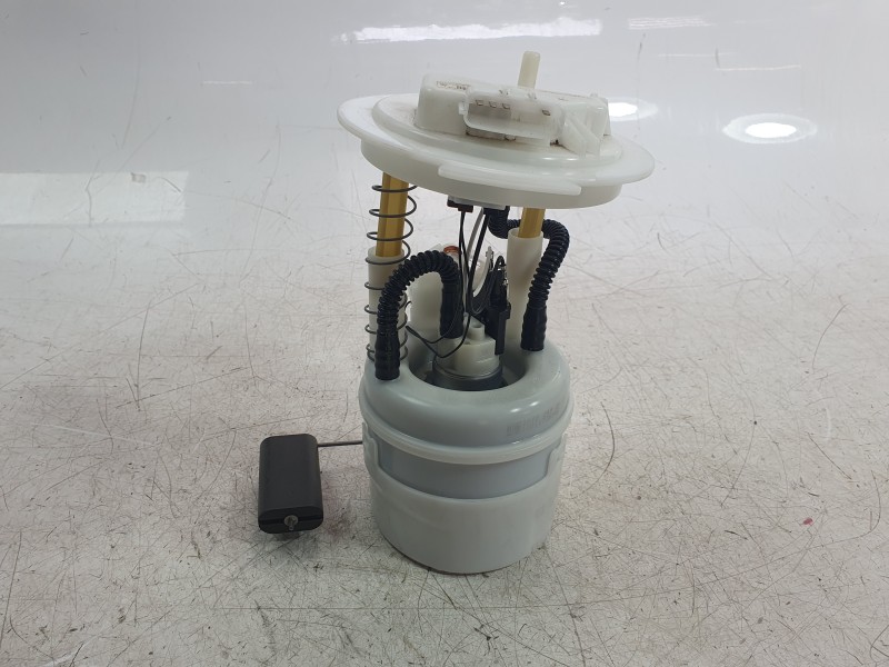 Recambio de bomba combustible para nissan juke (f16_) dig-t 117 referencia OEM IAM 100123578  