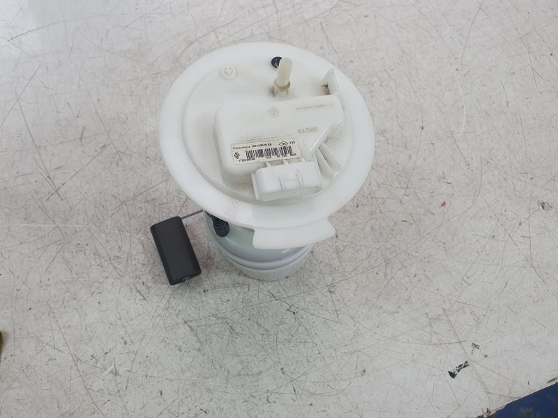 Recambio de bomba combustible para nissan juke (f16_) dig-t 117 referencia OEM IAM 100123578  
