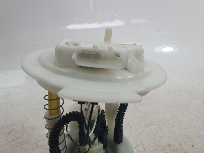Recambio de bomba combustible para nissan juke (f16_) dig-t 117 referencia OEM IAM 100123578  