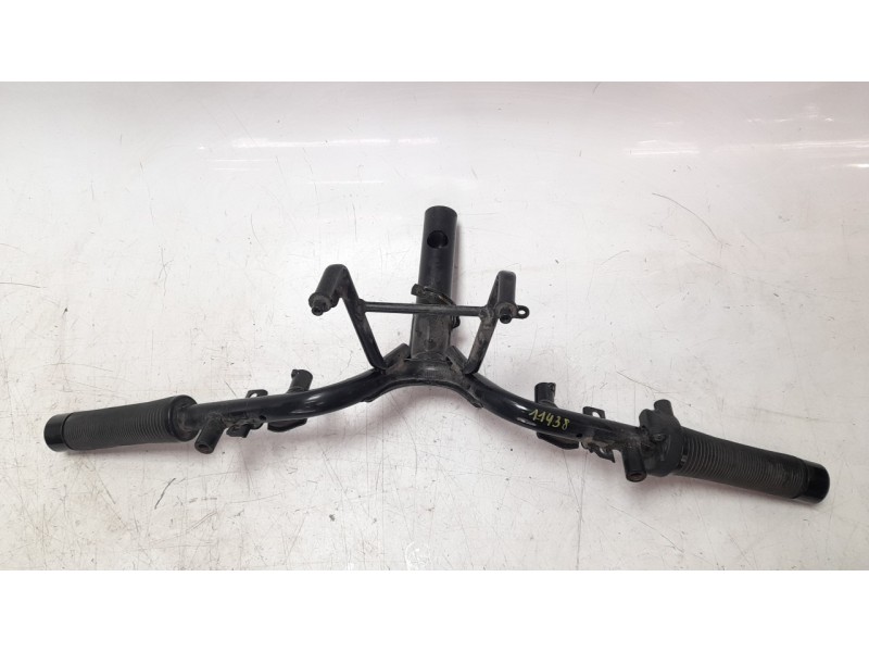 Recambio de manillar para lambretta v200 special flex special flex referencia OEM IAM 53100N14000  