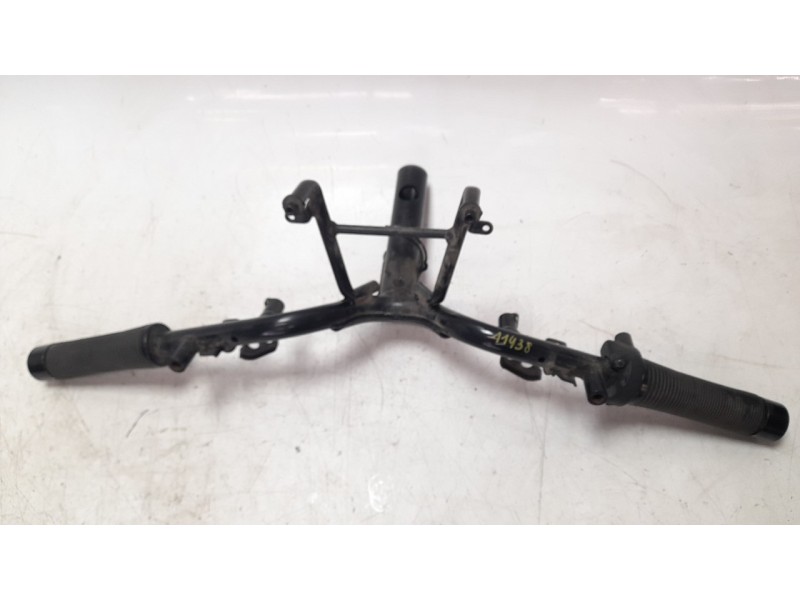 Recambio de manillar para lambretta v200 special flex special flex referencia OEM IAM 53100N14000  
