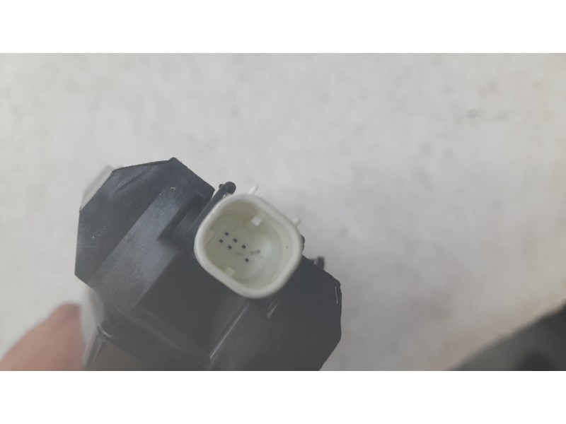 Recambio de maneta exterior delantera derecha para skoda octavia iv (nx3, nn3, pv3) 2.0 tdi referencia OEM IAM 8Y0837240A  