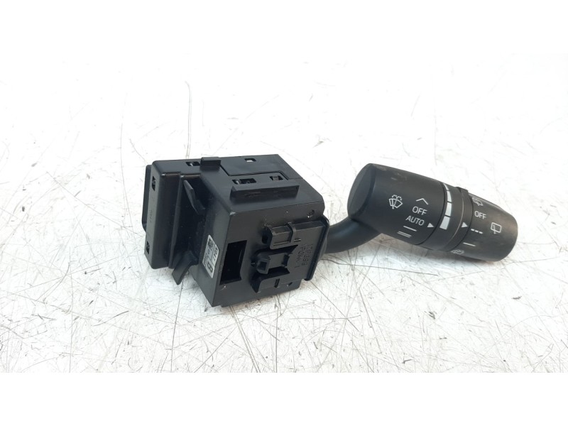 Recambio de mando limpia para mazda cx-3 2.0 cat referencia OEM IAM KD4717F899  