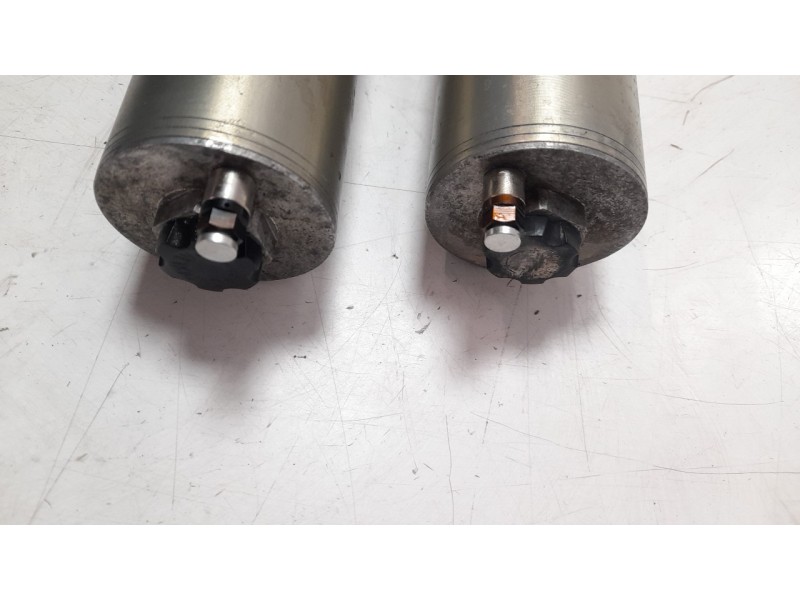 Recambio de barra suspension derecha para husaberg er650 650fe referencia OEM IAM 48600213  