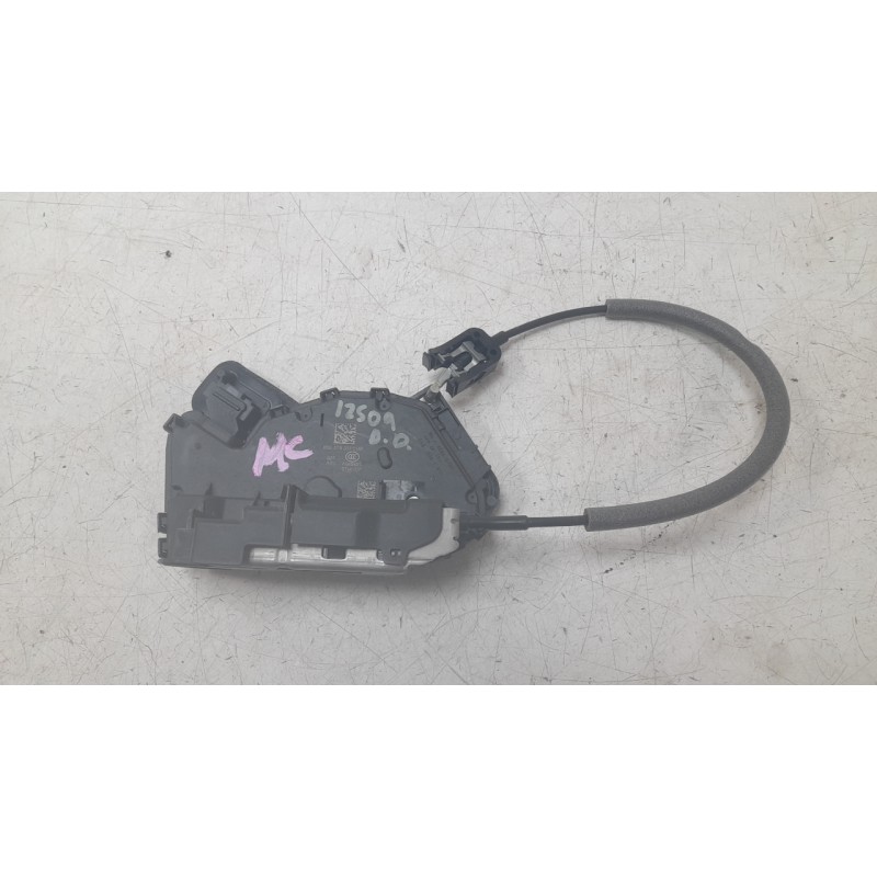 Recambio de cerradura puerta delantera derecha para skoda octavia iv (nx3, nn3, pv3) 2.0 tdi referencia OEM IAM 5TB837016E  