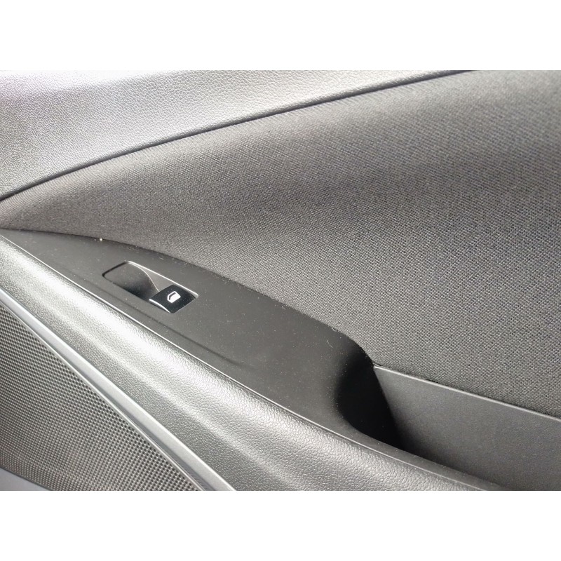 Recambio de mando elevalunas delantero derecho para opel crossland x / crossland (p17, p2qo) 1.2 (75) referencia OEM IAM   