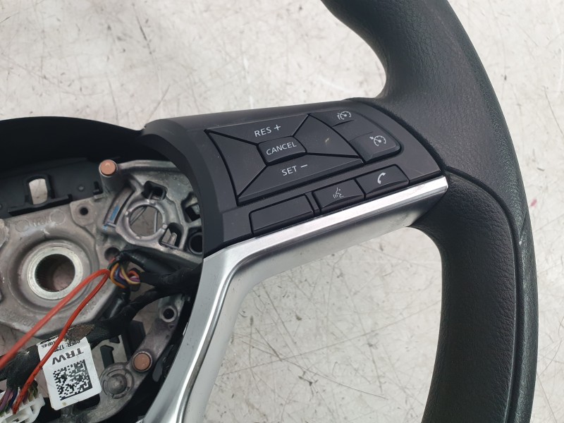 Recambio de volante para nissan juke (f16_) dig-t 117 referencia OEM IAM 484306PA0D  