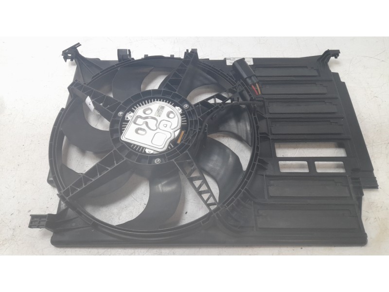 Recambio de electroventilador para bmw 1 (f40) 118 d referencia OEM IAM 17118475294 055189941 
