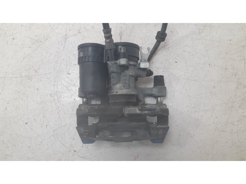 Recambio de pinza de freno trasera izquierda para bmw 1 (f40) 118 d referencia OEM IAM 689260502  34206883034 / 34216860398 / 34