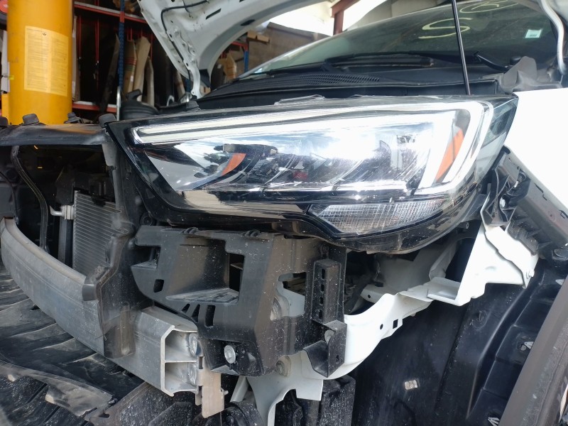 Recambio de faro izquierdo para opel crossland x / crossland (p17, p2qo) 1.2 (75) referencia OEM IAM   