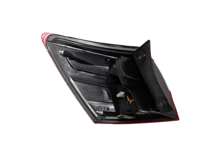 Recambio de piloto trasero derecho para nissan qashqai (j10) referencia OEM IAM 26550BR00A  108805150/16529034/3120512/DS7114153
