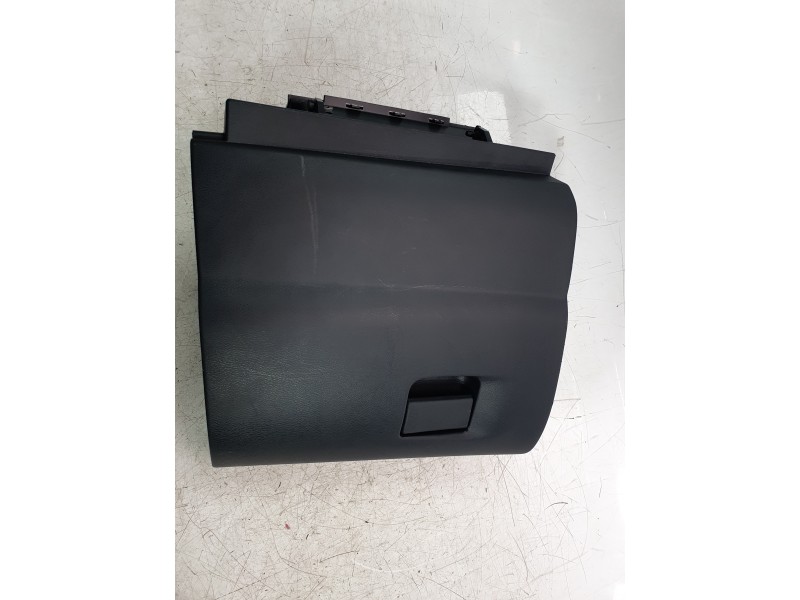 Recambio de guantera para nissan juke (f16_) dig-t 117 referencia OEM IAM 68520HS00A  