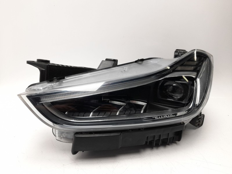 Recambio de faro izquierdo para maserati ghibli iii (m157) 3.0 s q4 referencia OEM IAM 670100988  