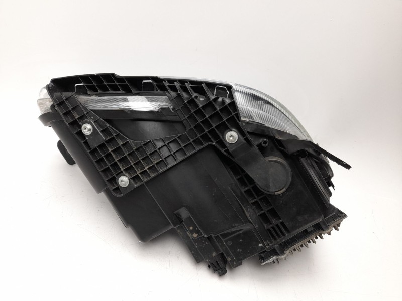 Recambio de faro izquierdo para maserati ghibli iii (m157) 3.0 s q4 referencia OEM IAM 670100988  
