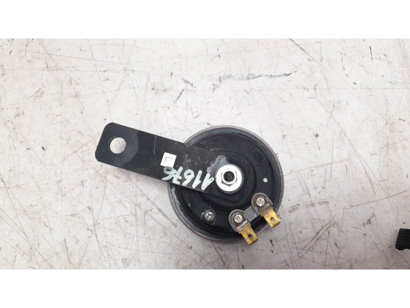 Recambio de claxon para honda pcx 125 pcx 125 referencia OEM IAM 38120K1ZJ11  
