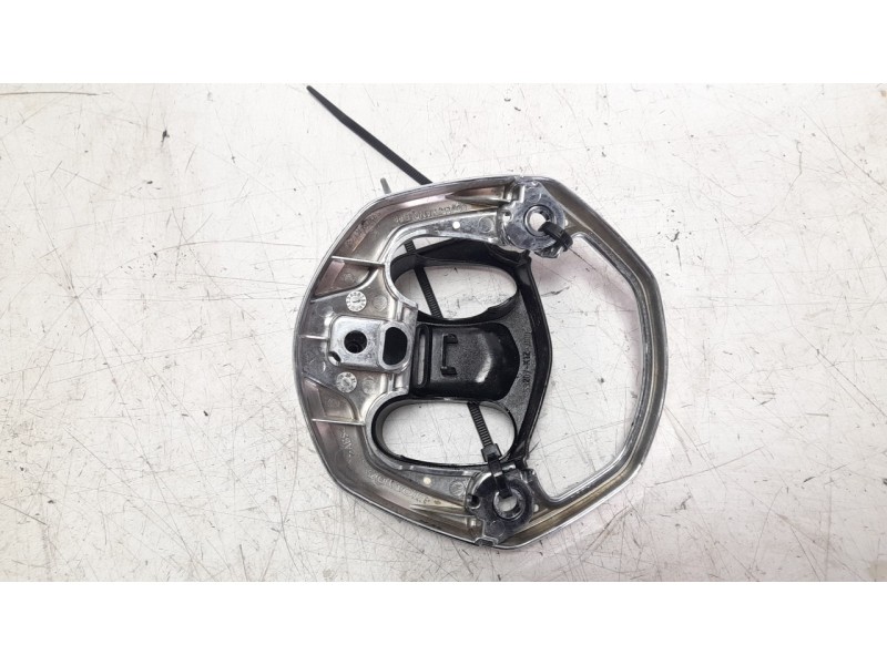 Recambio de moldura para honda pcx 125 pcx 125 referencia OEM IAM 53207K1ZJ100  