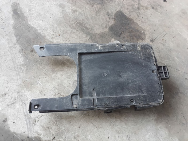 Recambio de moldura para honda pcx 125 pcx 125 referencia OEM IAM 64530K1ZJ102  