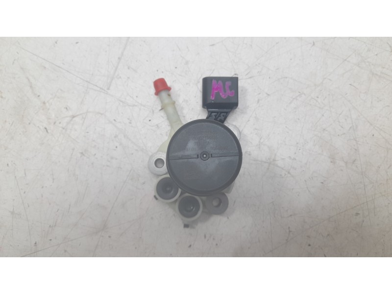 Recambio de bomba combustible para volkswagen amarok referencia OEM IAM F01C070012 9554992 