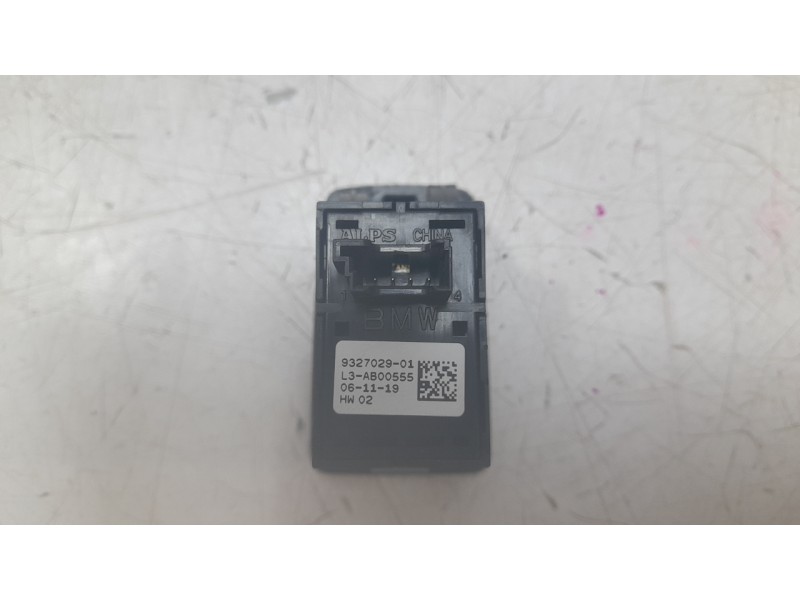 Recambio de interruptor para bmw 1 (f40) 118 d referencia OEM IAM 932702901 L3AB00555 