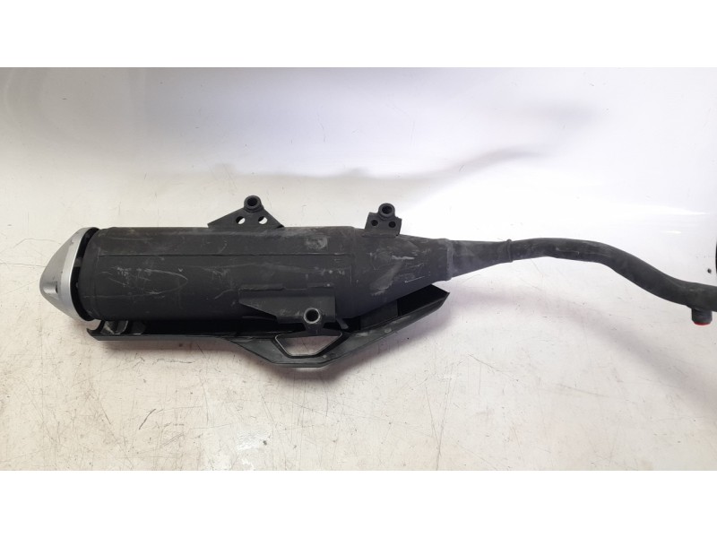 Recambio de silenciador trasero para honda pcx 125 pcx 125 referencia OEM IAM 18300K1YJ50  