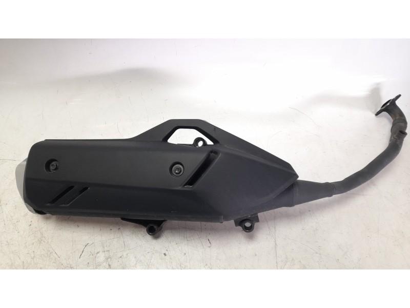 Recambio de silenciador trasero para honda pcx 125 referencia OEM IAM 18300K1YJ50  
