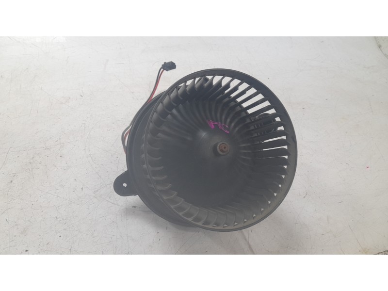 Recambio de ventilador calefaccion para mercedes-benz cla-klasse (bm 118) cla 250 e (118.385) referencia OEM IAM A2478308400 PLE