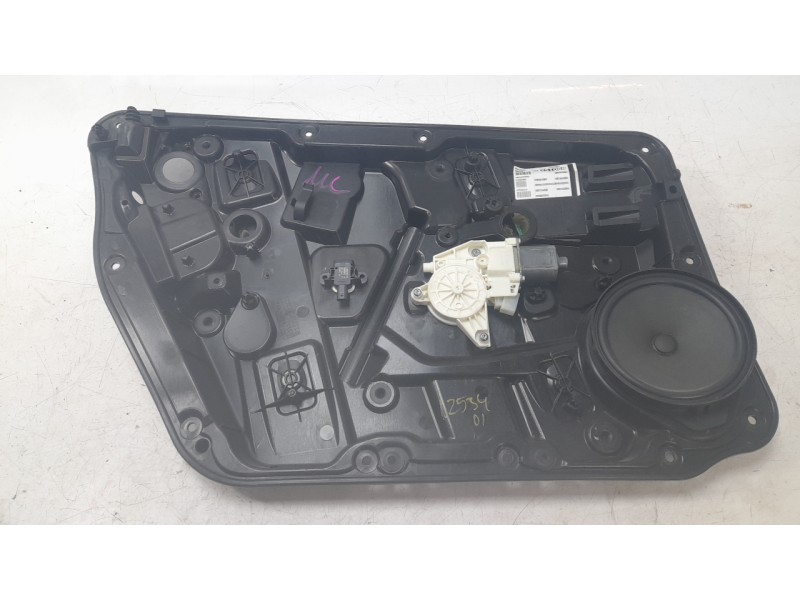 Recambio de elevalunas delantero izquierdo para mercedes-benz clase gla (x156) gla 200 cdi / d (156.908) referencia OEM IAM 1762