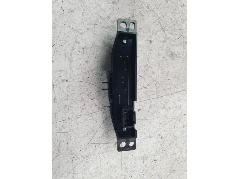 Recambio de pantalla multifuncion para nissan juke (f16_) dig-t 117 referencia OEM IAM AIRBAG  