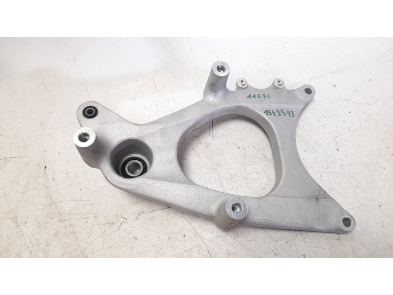 Recambio de basculante para honda pcx 125 pcx 125 referencia OEM IAM 52100K1YD10  