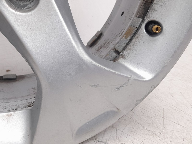 Recambio de llanta para bmw x1 (e84) sdrive 18 d referencia OEM IAM 678914013  