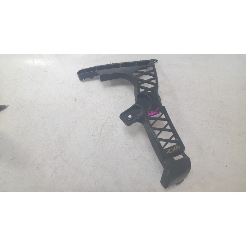 Recambio de soporte paragolpes trasero derecho para mercedes-benz cla-klasse (bm 118) cla 250 e (118.385) referencia OEM IAM A11
