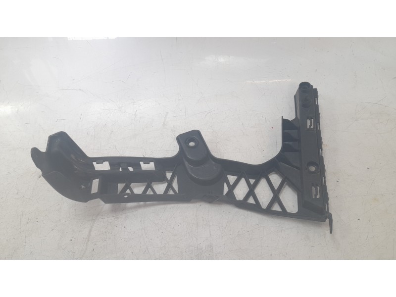 Recambio de soporte paragolpes trasero izquierdo para mercedes-benz cla-klasse (bm 118) cla 250 e (118.385) referencia OEM IAM A