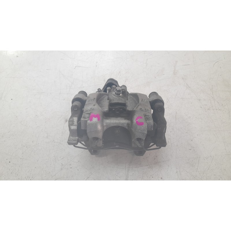 Recambio de pinza de freno trasera derecha para audi q3 sportback (f3n) 35 tdi referencia OEM IAM 3Q0615406AG 215CTR6NK62JAS 