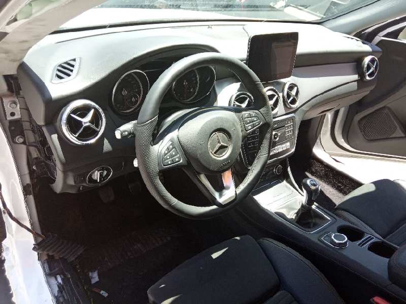 mercedes-benz clase cla (w117) del año 2018