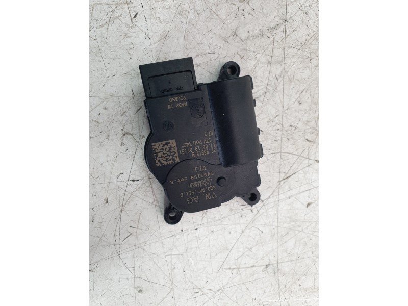 Recambio de motor trampilla calefaccion para audi a3 (8v1, 8vk) 1.6 tdi referencia OEM IAM 2Q0907511F  
