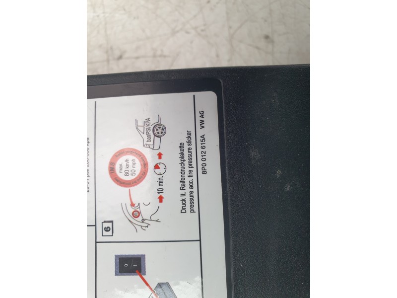 Recambio de herramientas para audi a3 (8v1, 8vk) 1.6 tdi referencia OEM IAM 8P0012615A  