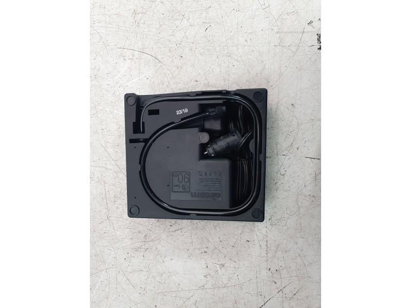 Recambio de herramientas para audi a3 (8v1, 8vk) 1.6 tdi referencia OEM IAM 8P0012615A  
