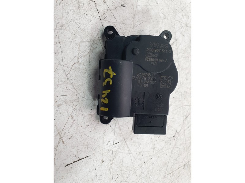 Recambio de motor apertura trampilla para audi a3 (8v1, 8vk) 1.6 tdi referencia OEM IAM 2Q0907511G  CNGVW030