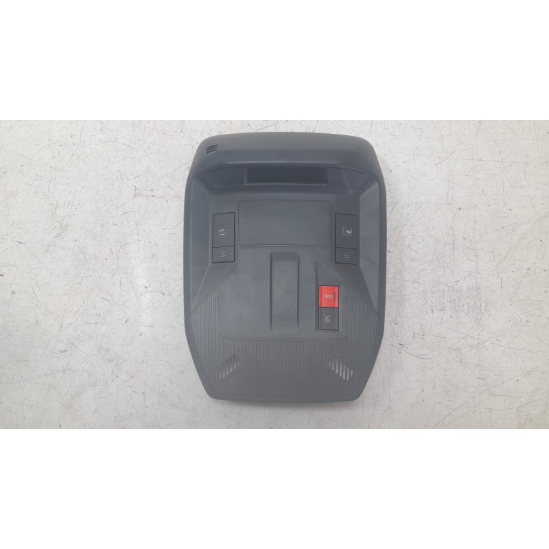 Recambio de luz interior para peugeot 308 iii (fb_, fh_, fp_, f3_, fm_) bluehdi 130 (fbyhzl, fbyhzt) referencia OEM IAM 98368529