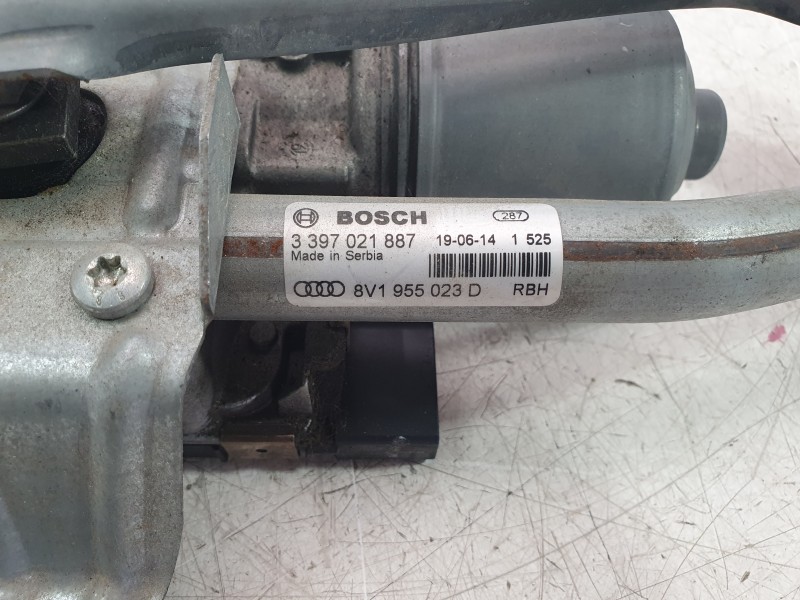 Recambio de motor limpia delantero para audi a3 (8v1, 8vk) 1.6 tdi referencia OEM IAM 8V1955023D  EMWVW030