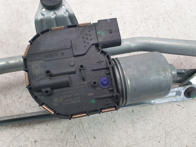 Recambio de motor limpia delantero para audi a3 (8v1, 8vk) 1.6 tdi referencia OEM IAM 8V1955023D  EMWVW030