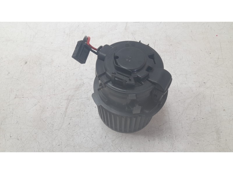 Recambio de ventilador calefaccion para peugeot 308 iii (fb_, fh_, fp_, f3_, fm_) bluehdi 130 (fbyhzl, fbyhzt) referencia OEM IA