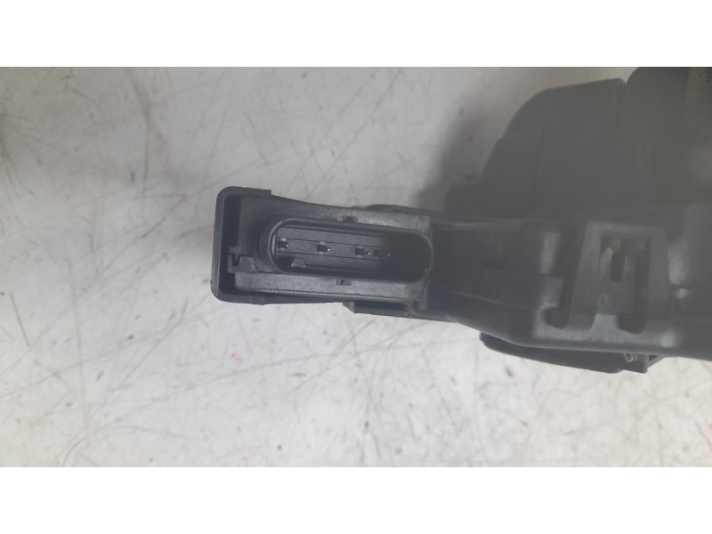 Recambio de cerradura puerta trasera izquierda para peugeot 308 iii (fb_, fh_, fp_, f3_, fm_) bluehdi 130 (fbyhzl, fbyhzt) refer